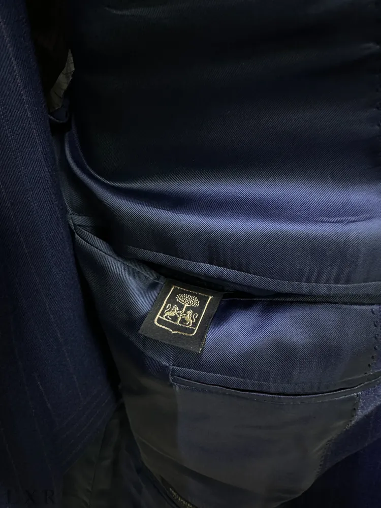 Классический костюм Corneliani артикул G256-7152-5