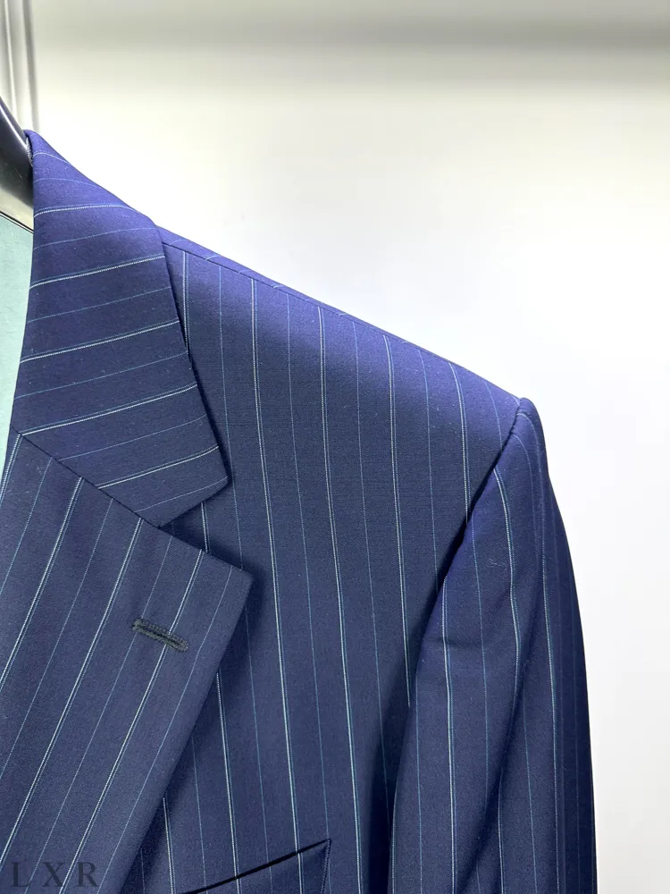 Классический костюм Hugo Boss артикул 50128725