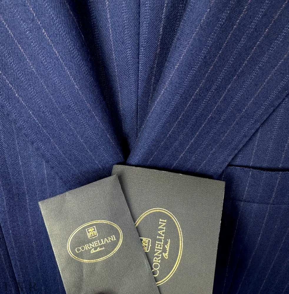 Классический костюм Corneliani артикул G256-7152-5