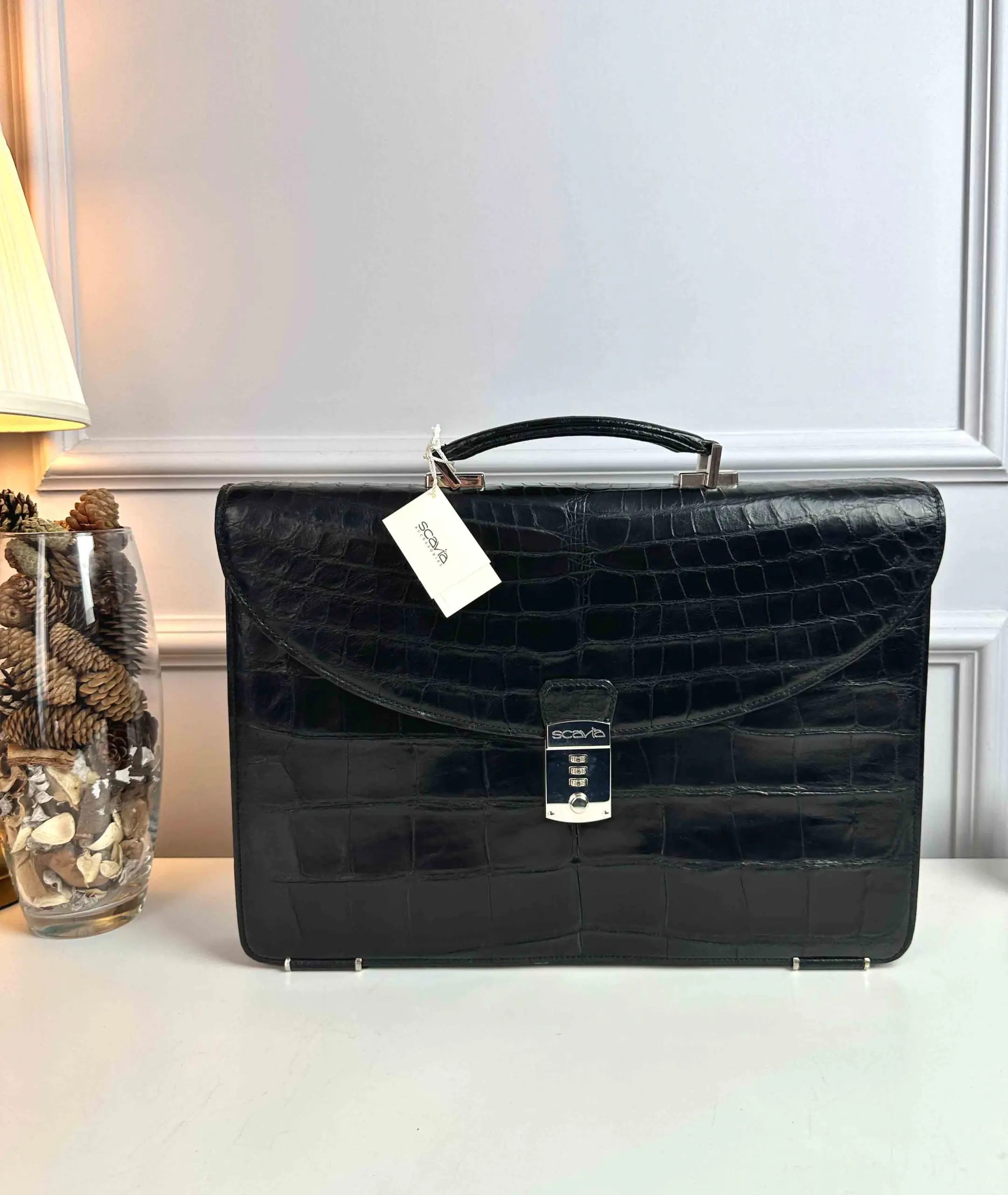 Портфель из кожи аллигатора SCAVIA артикул 1063C