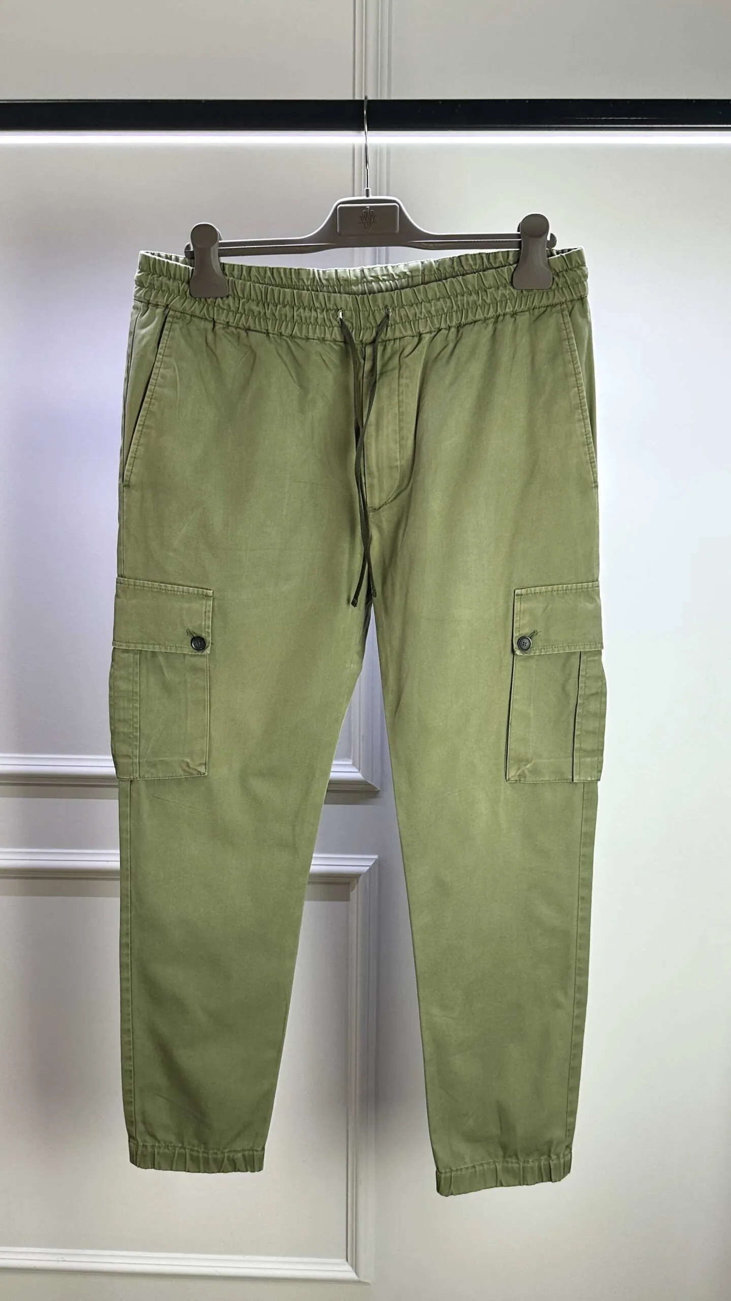 Хлопковые брюки VALENTINO артикул IVOREG3526C