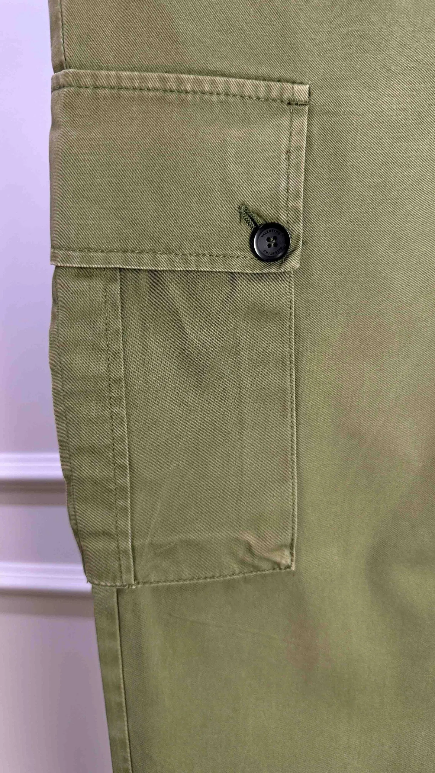 Хлопковые брюки VALENTINO артикул IVOREG3526C