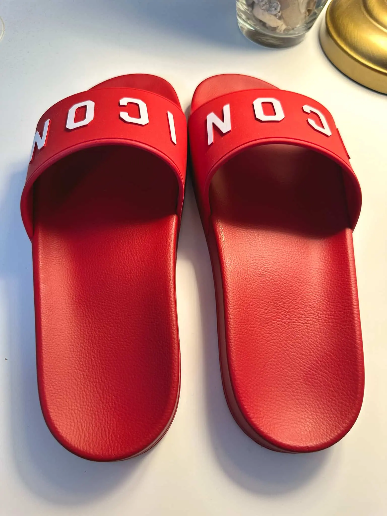 Шлепанцы DSQUARED2 артикул FFM002317