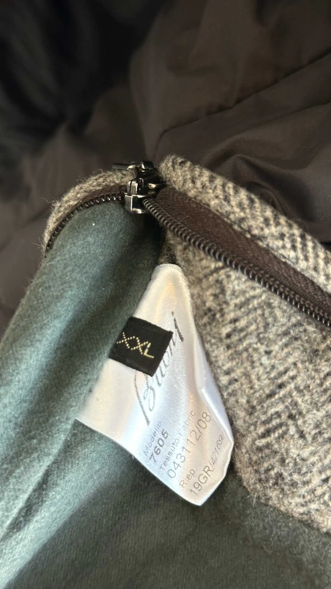 Шерстяное пальто Brioni артикул 19GR-42169-1