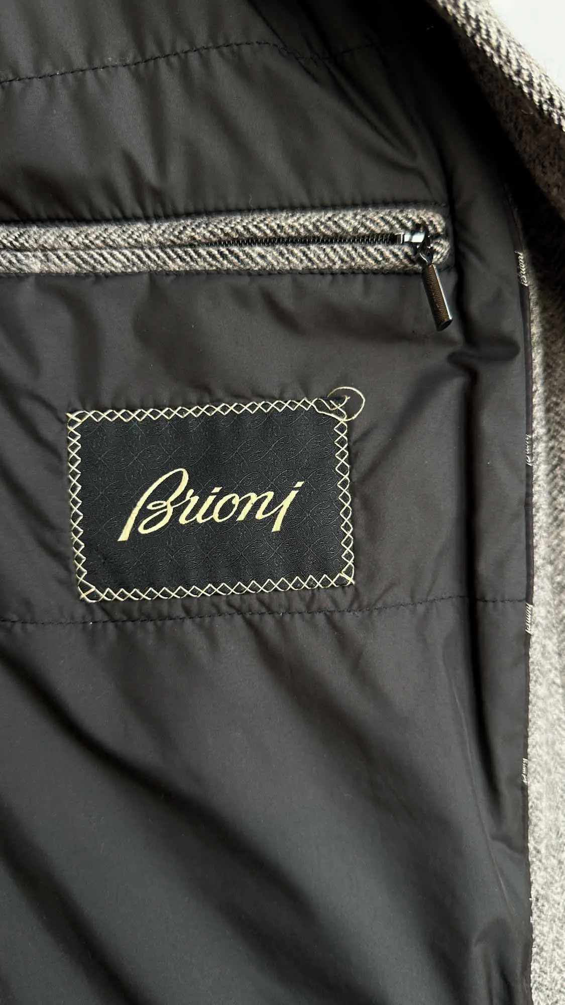 Шерстяное пальто Brioni артикул 19GR-42169-1