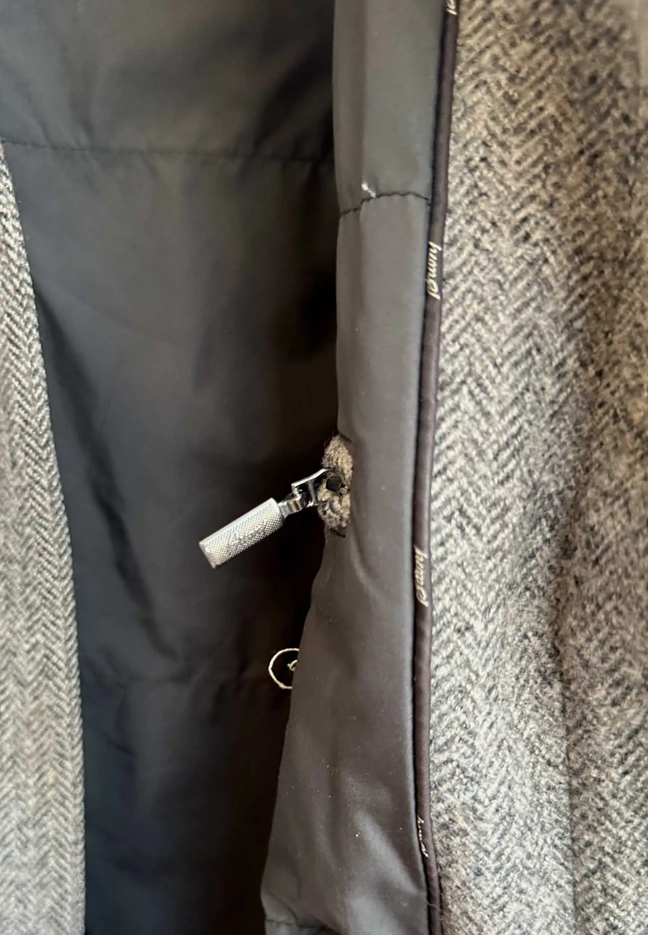 Шерстяное пальто Brioni артикул 19GR-42169-1